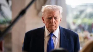 کیلیفورنیا کے گورنز گیون نیوزوم نے کہا ’ڈونلڈ ٹرمپ عارضی ہیں